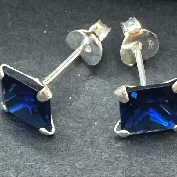 3 pairs of CZ Earrings in 925 Silver - Picture 2 of 5